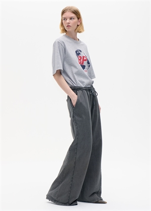 Janina tee Grey Melange Earth Baum Und Pferdgarten 